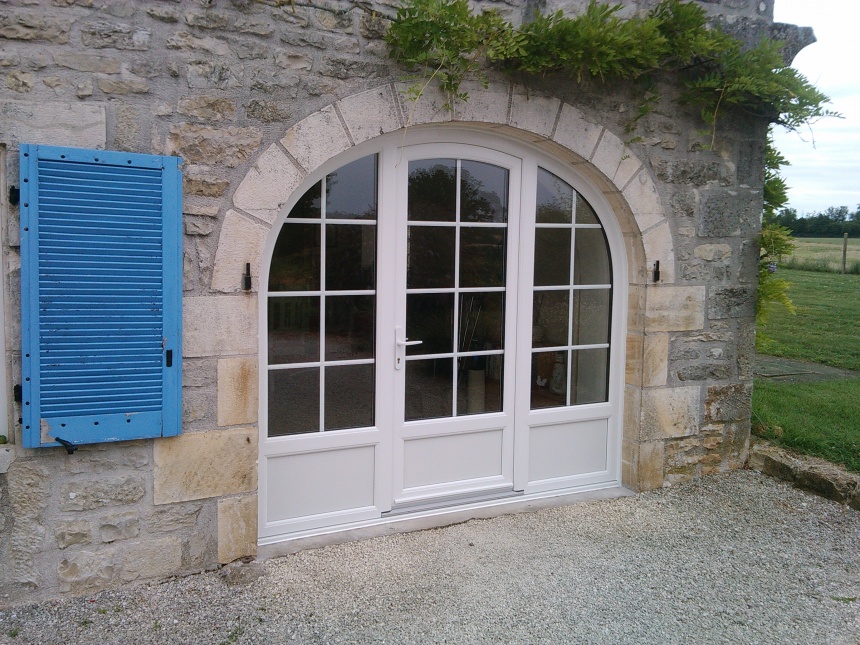 You are currently viewing Windows and Doors: UPVC versus Wood